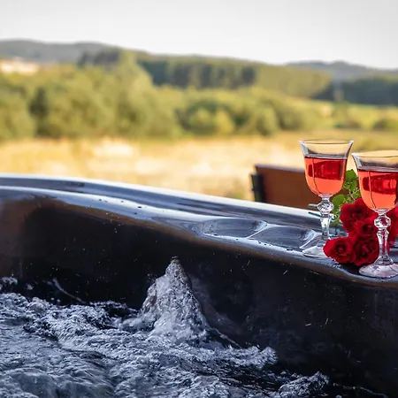 Apartment Jozef Z Prywatnym Duzym Jacuzzi I Sauna Przystan Pod Niebem *