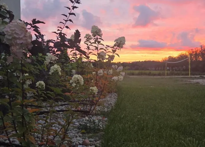 Jozef Z Prywatnym Duzym Jacuzzi I Sauna Przystan Pod Niebem Apartment Leczyce